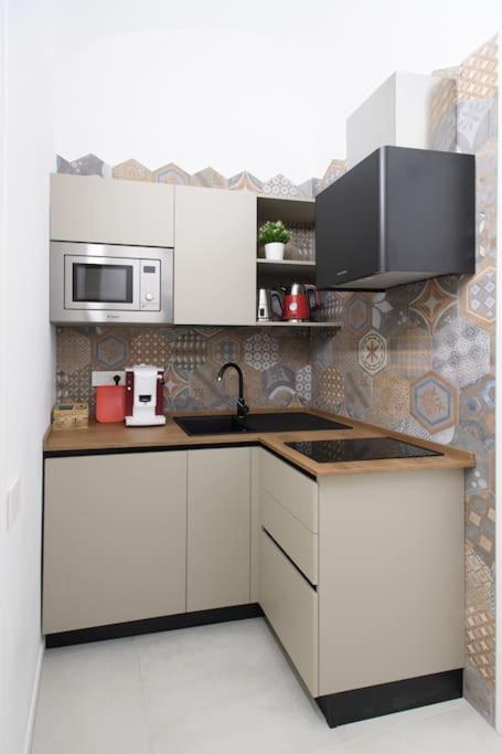 Alessia Holiday House 90Mq Salerno Centro Екстер'єр фото