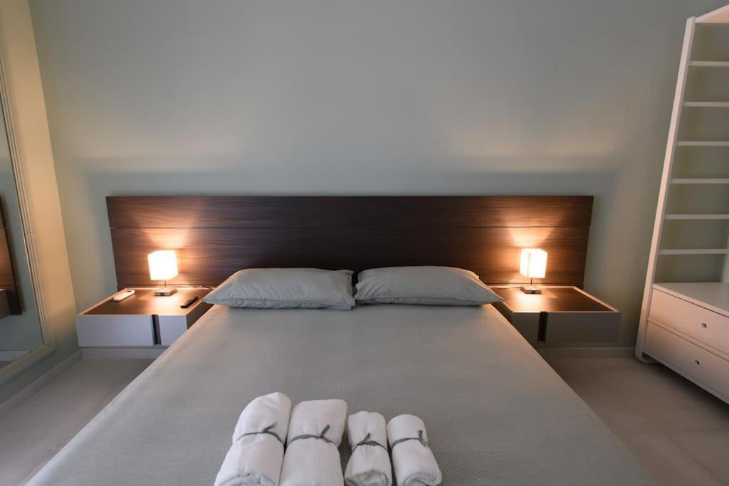 Alessia Holiday House 90Mq Salerno Centro Екстер'єр фото